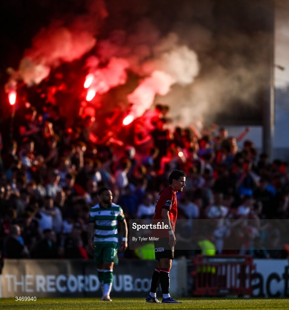 25 May 2026; Connor Parsons of Bohemians during the SSE Airtricity Men’s Premier Division match between Bohemians and Shamrock Rovers at Dalymount Park in Dublin. Photo by Tyler Miller/Sportsfile