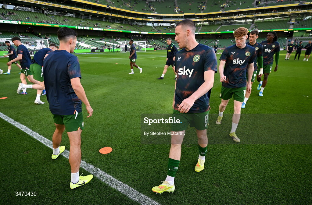 28 May 2026; Jack Moylan of Republic of Ireland and teammates warm-up before the international friendly match between Republic of Ireland and Qatar at the Aviva Stadium in Dublin. Photo by Stephen McCarthy/Sportsfile