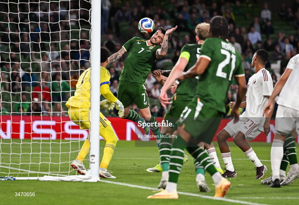 28 May 2026; Troy Parrott of Republic of Ireland attempts to head at goal during the international friendly match between Republic of Ireland and Qatar at the Aviva Stadium in Dublin. Photo by Stephen McCarthy/Sportsfile