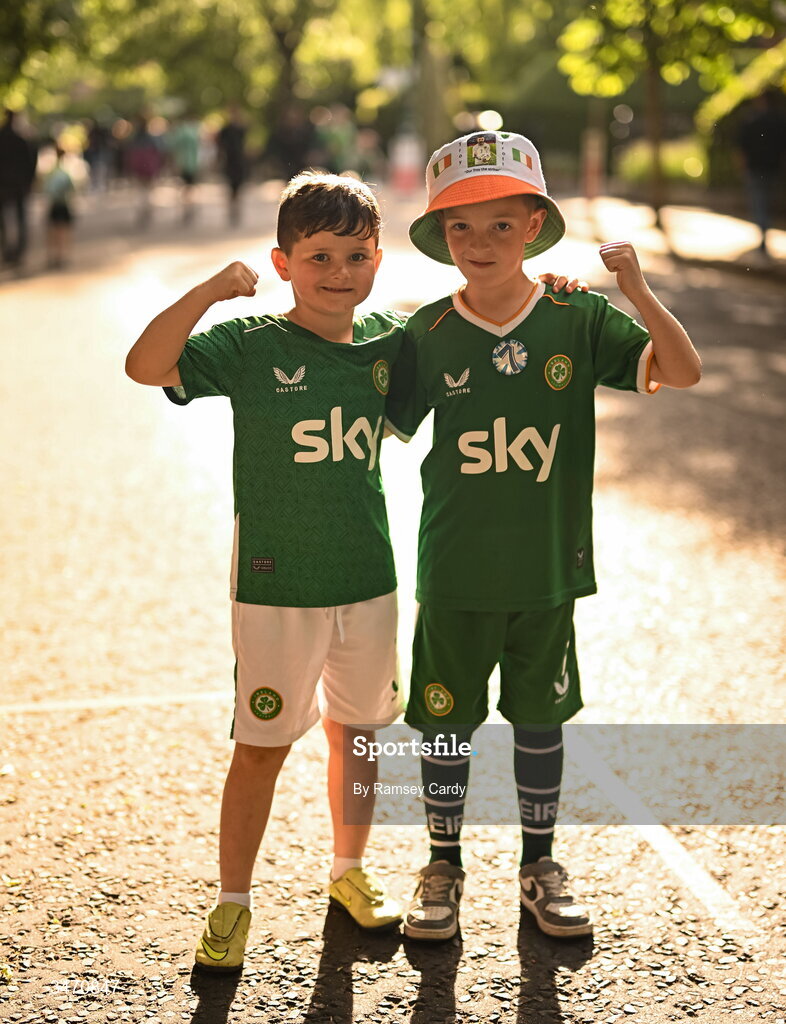 28 May 2026; Republic of Ireland supporters before the international friendly match between Republic of Ireland and Qatar at the Aviva Stadium in Dublin. Photo by Ramsey Cardy/Sportsfile