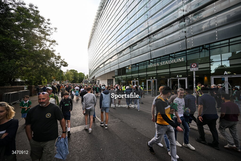 28 May 2026; A general view of supporters outside the Aviva Stadium before the international friendly match between Republic of Ireland and Qatar at the Aviva Stadium in Dublin. Photo by Ramsey Cardy/Sportsfile