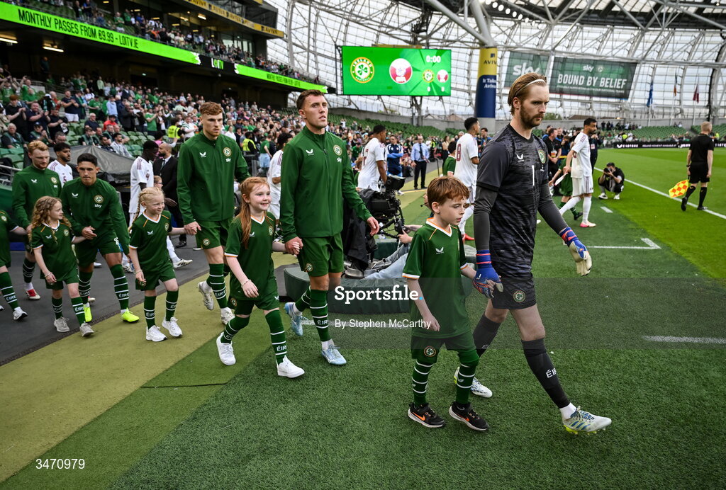 28 May 2026; Republic of Ireland goalkeeper Caoimhin Kelleher walks out for the international friendly match between Republic of Ireland and Qatar at the Aviva Stadium in Dublin. Photo by Stephen McCarthy/Sportsfile