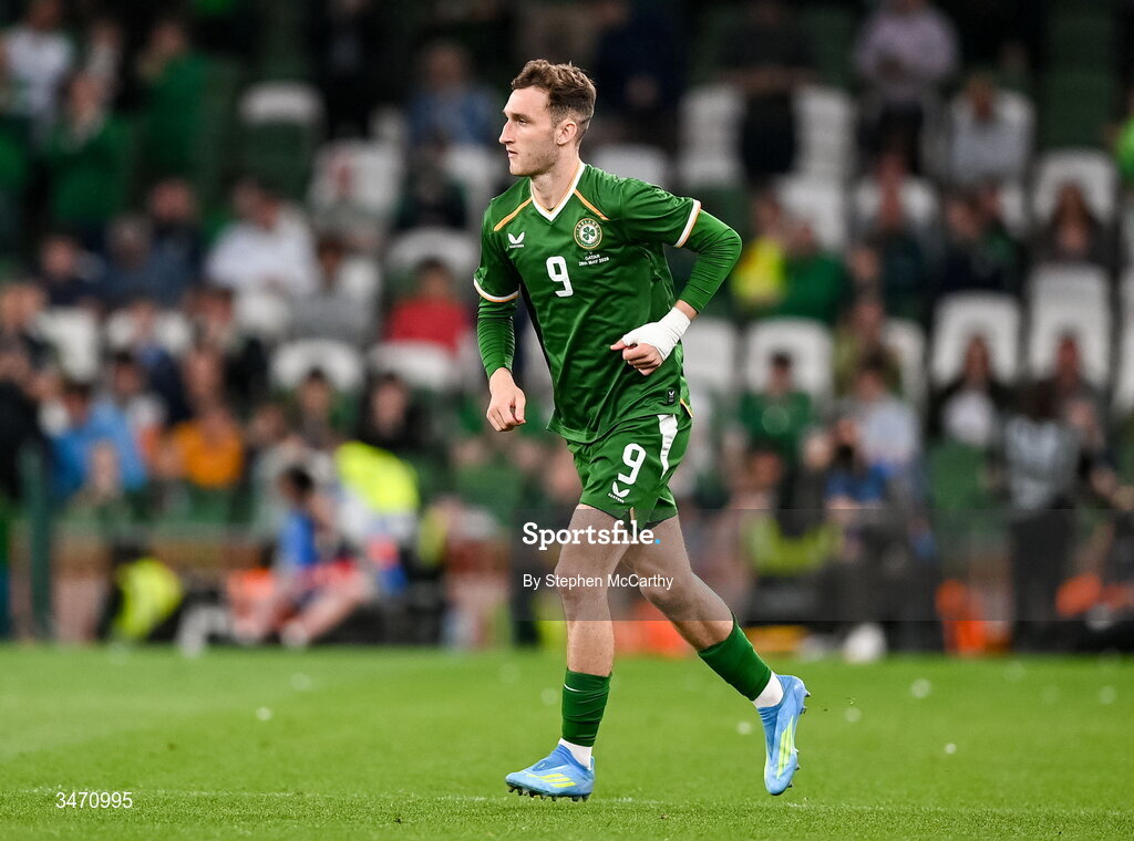 28 May 2026; Mason Melia of Republic of Ireland comes onto the pitch during a second half substitution during the international friendly match between Republic of Ireland and Qatar at the Aviva Stadium in Dublin. Photo by Stephen McCarthy/Sportsfile