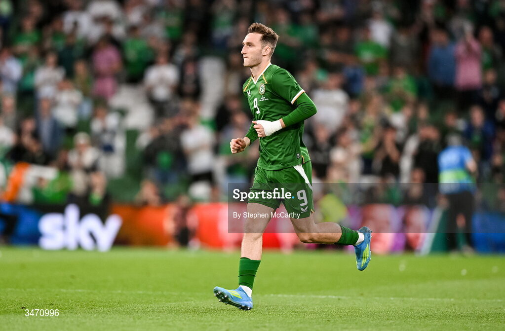 28 May 2026; Mason Melia of Republic of Ireland comes onto the pitch during a second half substitution during the international friendly match between Republic of Ireland and Qatar at the Aviva Stadium in Dublin. Photo by Stephen McCarthy/Sportsfile