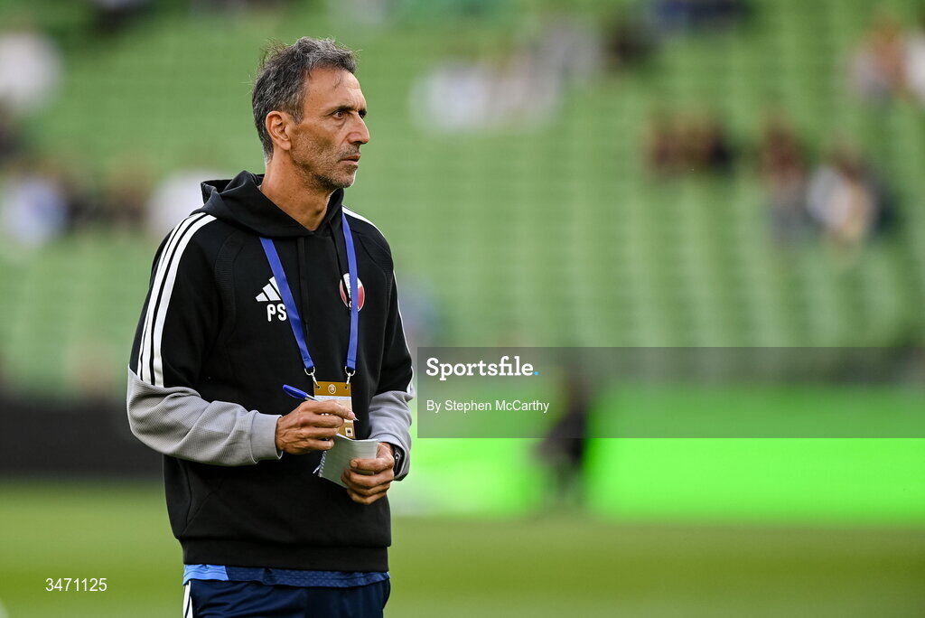 28 May 2026; Qatar assistant coach Pablo Sanz before the international friendly match between Republic of Ireland and Qatar at the Aviva Stadium in Dublin. Photo by Stephen McCarthy/Sportsfile