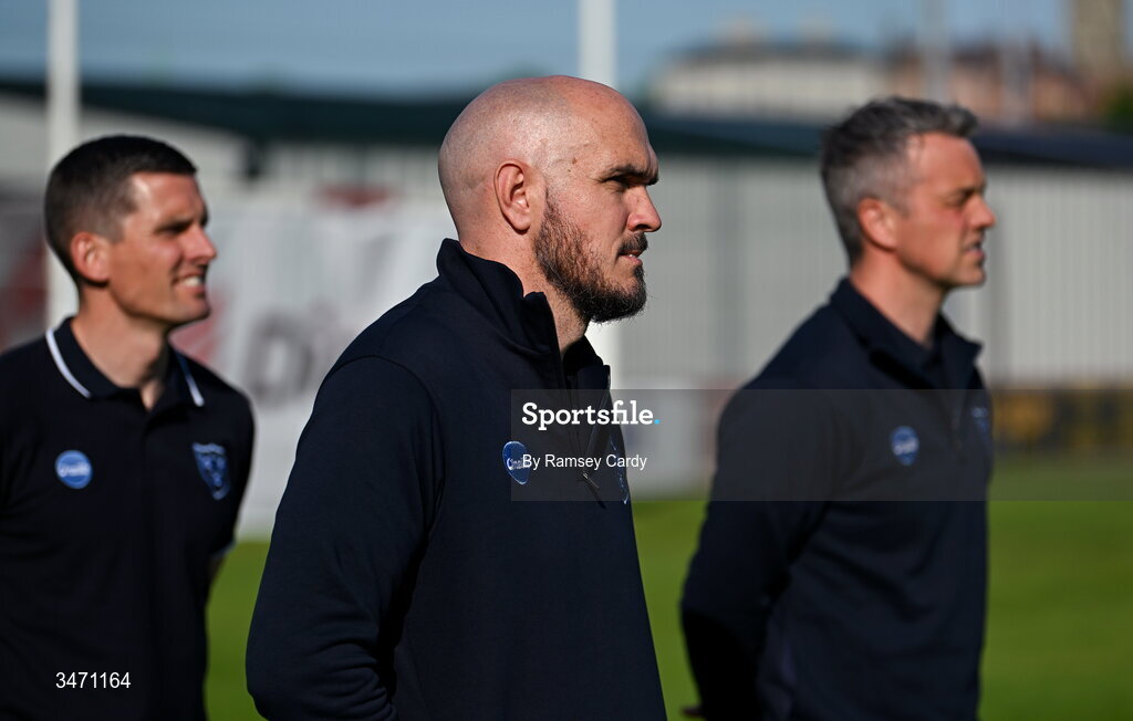 25 May 2026; Shelbourne head coach Joey O'Brien, centre, with coach David McAllister, left, and goalkeeping coach Paul Skinner before the SSE Airtricity Men’s Premier Division match between Derry City and Shelbourne at Find Insurance Celtic Park in Derry. Photo by Ramsey Cardy/Sportsfile