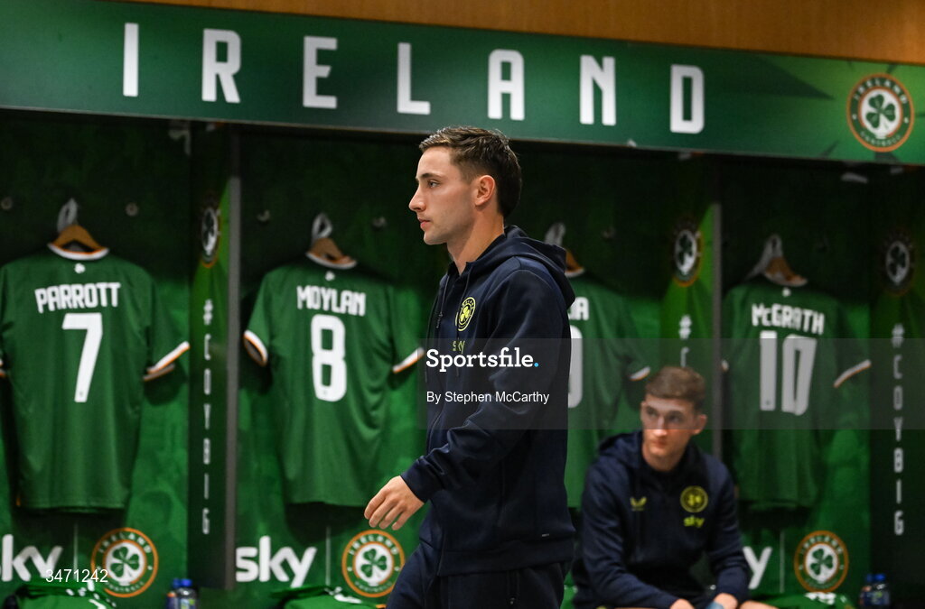 28 May 2026; Joe Hodge of Republic of Ireland in their dressing room before the international friendly match between Republic of Ireland and Qatar at the Aviva Stadium in Dublin. Photo by Stephen McCarthy/Sportsfile