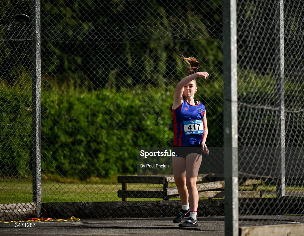 29 May 2026; Hannah Ní Mhuircheartaigh of Loreto Swords, Dublin, competing in the junior girls discus  during day one of the 123.ie All-Ireland Schools' Track and Field Championships at Tullamore Harriers Athletics Club in Offaly. Photo by Paul Phelan/Sportsfile