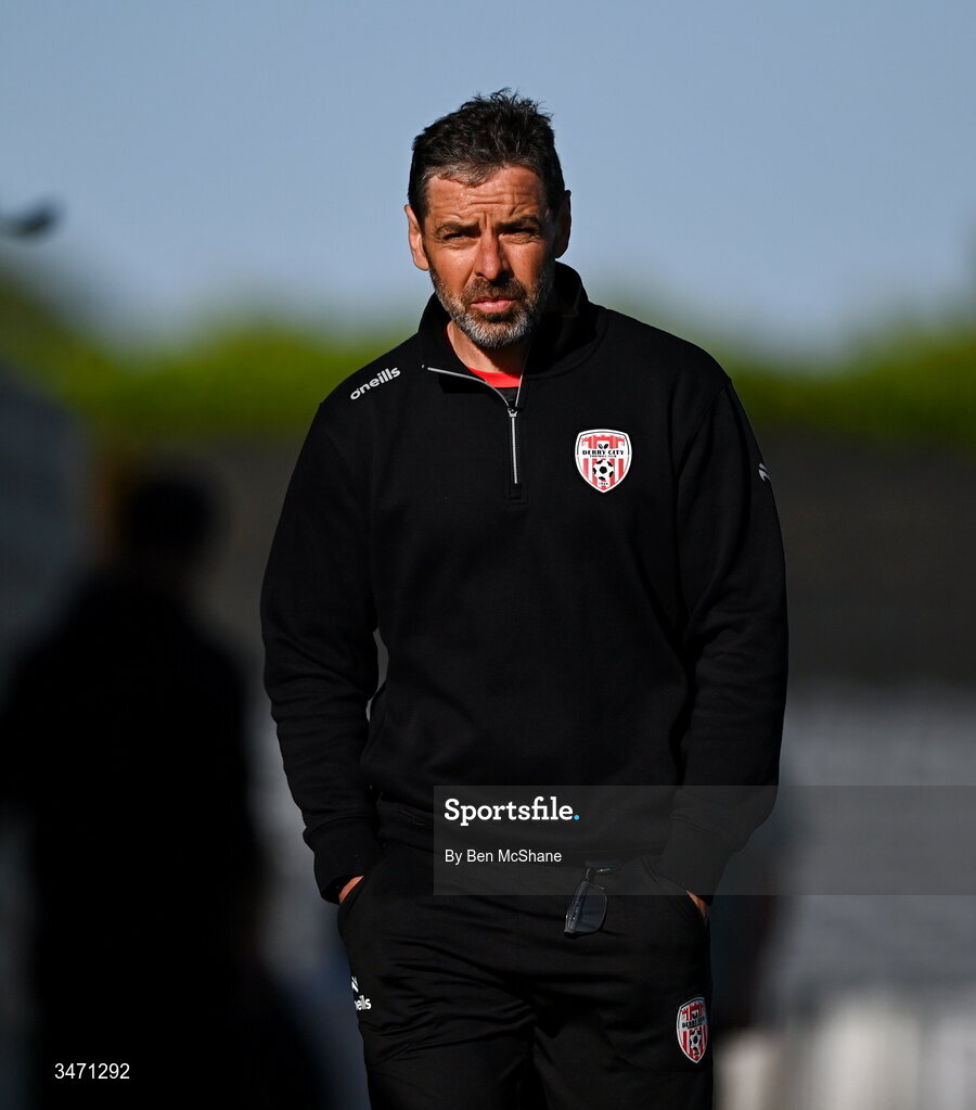 29 May 2026; Derry City manager Tiernan Lynch before the SSE Airtricity Men’s Premier Division match between Dundalk and Derry City at Oriel Park in Dundalk, Louth. Photo by Ben McShane/Sportsfile