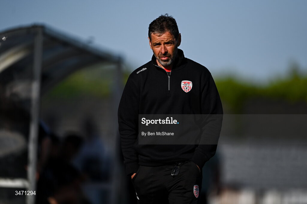 29 May 2026; Derry City manager Tiernan Lynch before the SSE Airtricity Men’s Premier Division match between Dundalk and Derry City at Oriel Park in Dundalk, Louth. Photo by Ben McShane/Sportsfile