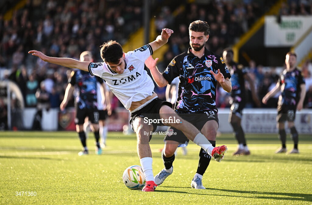 29 May 2026; Shane Tracey of Dundalk in action against Brandon Fleming of Derry City during the SSE Airtricity Men’s Premier Division match between Dundalk and Derry City at Oriel Park in Dundalk, Louth. Photo by Ben McShane/Sportsfile