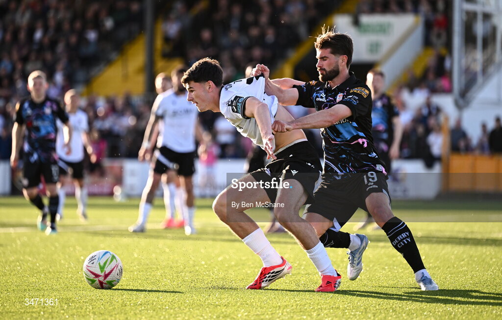 29 May 2026; Shane Tracey of Dundalk in action against Brandon Fleming of Derry City during the SSE Airtricity Men’s Premier Division match between Dundalk and Derry City at Oriel Park in Dundalk, Louth. Photo by Ben McShane/Sportsfile