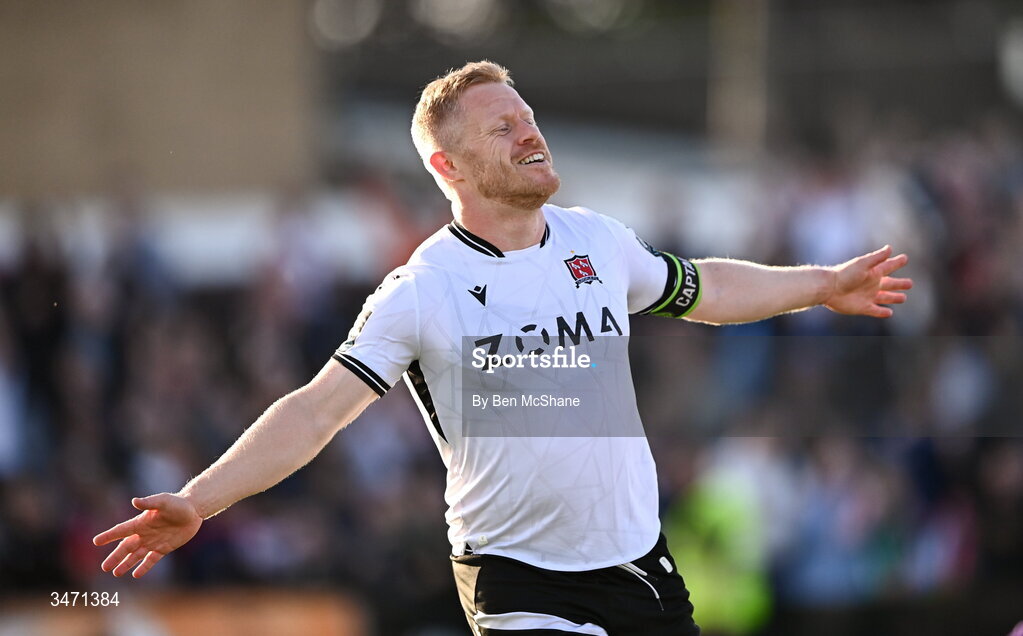 29 May 2026; Daryl Horgan of Dundalk celebrates after scoring his side's first goal during the SSE Airtricity Men’s Premier Division match between Dundalk and Derry City at Oriel Park in Dundalk, Louth. Photo by Ben McShane/Sportsfile