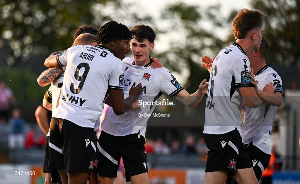 29 May 2026; Gbemi Arubi of Dundalk, 9, celebrates with teammates after scoring their side's second goal during the SSE Airtricity Men’s Premier Division match between Dundalk and Derry City at Oriel Park in Dundalk, Louth. Photo by Ben McShane/Sportsfile