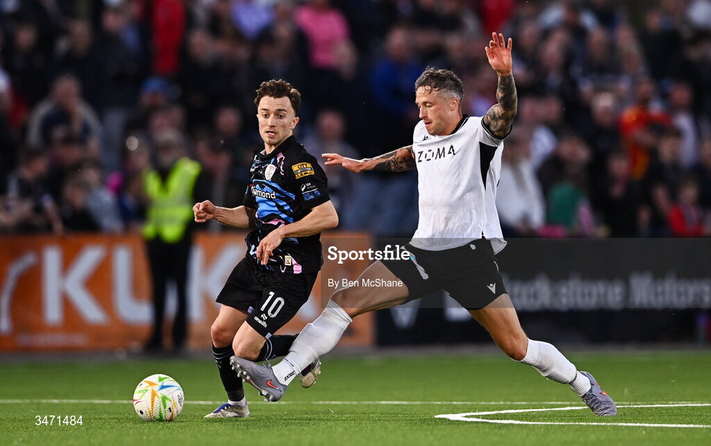 29 May 2026; Darragh Markey of Derry City is tackled by Rob Cornwall of Dundalk during the SSE Airtricity Men’s Premier Division match between Dundalk and Derry City at Oriel Park in Dundalk, Louth. Photo by Ben McShane/Sportsfile