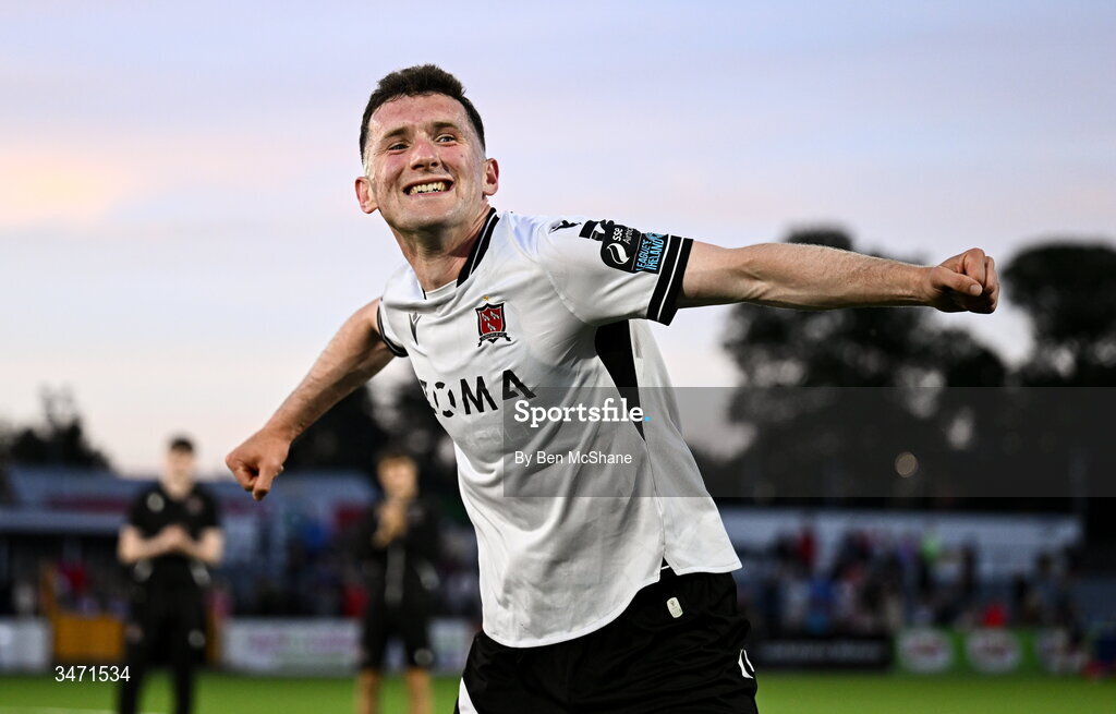 29 May 2026; Bobby Burns of Dundalk celebrates after the SSE Airtricity Men’s Premier Division match between Dundalk and Derry City at Oriel Park in Dundalk, Louth. Photo by Ben McShane/Sportsfile
