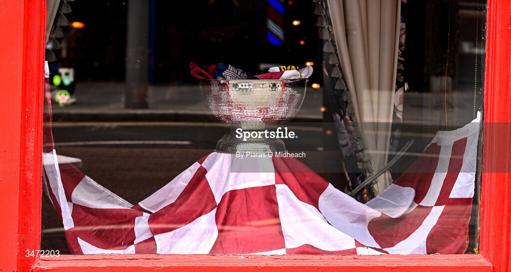 30 May 2026; Westmeath decorations at Ulysses Pub before the GAA Football All-Ireland Senior Championship Round 1 match between Westmeath and Cavan at TEG Cusack Park in Mullingar, Westmeath. Photo by Piaras Ó Mídheach/Sportsfile
