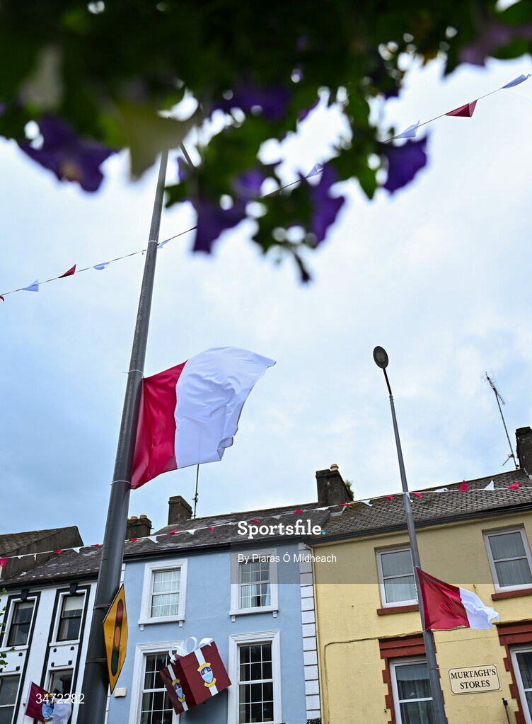 30 May 2026; Westmeath GAA flags and decorations in Mullingar before the GAA Football All-Ireland Senior Championship Round 1 match between Westmeath and Cavan at TEG Cusack Park in Mullingar, Westmeath. Photo by Piaras Ó Mídheach/Sportsfile
