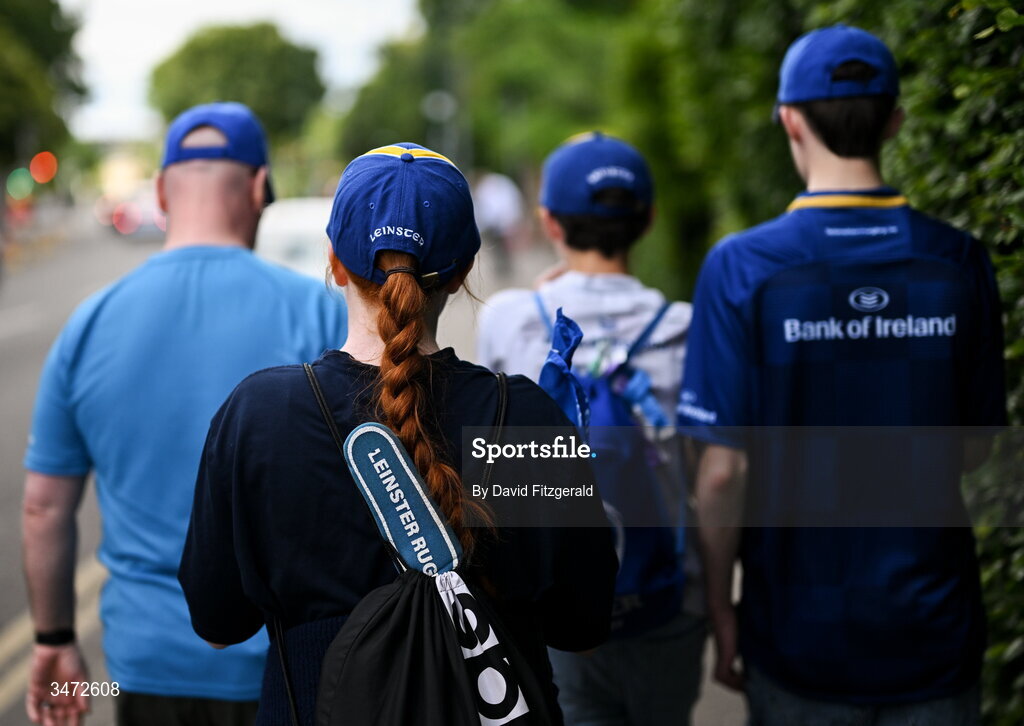 30 May 2026; Leinster supporters make their way to the stadium before the United Rugby Championship quarter-final match between Leinster and Lions at the Aviva Stadium in Dublin. Photo by David Fitzgerald/Sportsfile