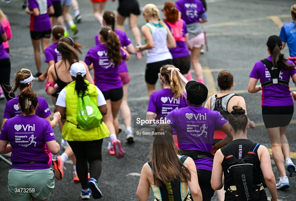 31 May 2026; Participants during the 2026 Vhi Women’s Mini Marathon. Almost 30,000 women from all over the country took to the streets of Dublin to run, walk and jog the 10km route, raising much needed funds for hundreds of charities around the country. www.vhiwomensminimarathon.ie. Photo by Sam Barnes/Sportsfile