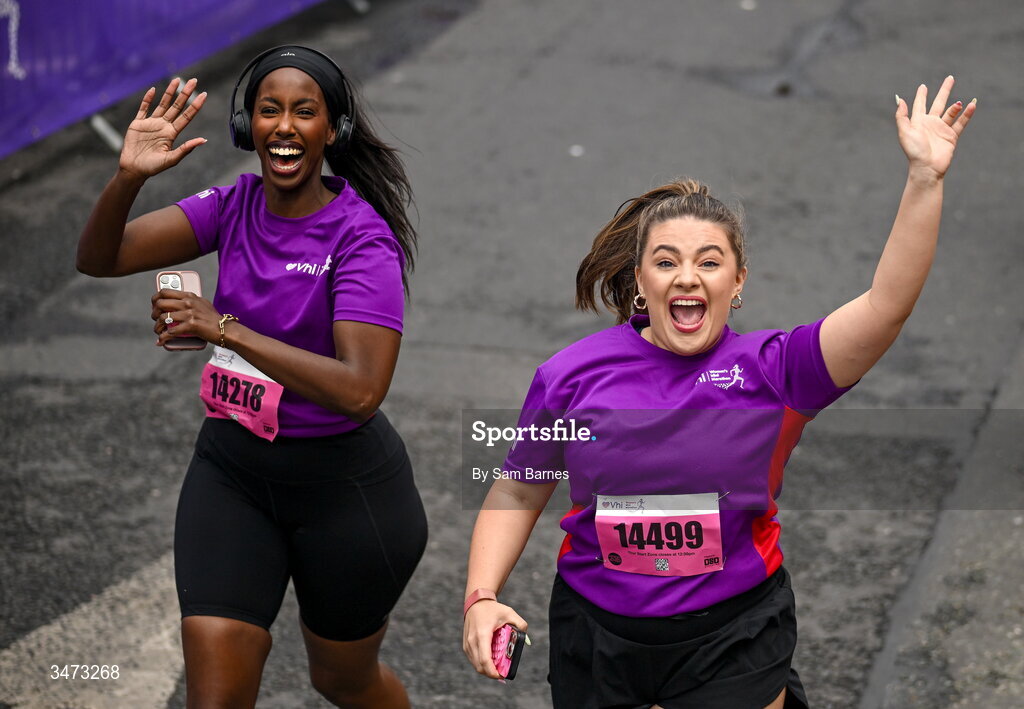 31 May 2026; VHI ambassadors Katja Mia, left, and Clóda Scanlon during the 2026 Vhi Women’s Mini Marathon. Almost 30,000 women from all over the country took to the streets of Dublin to run, walk and jog the 10km route, raising much needed funds for hundreds of charities around the country. www.vhiwomensminimarathon.ie. Photo by Sam Barnes/Sportsfile