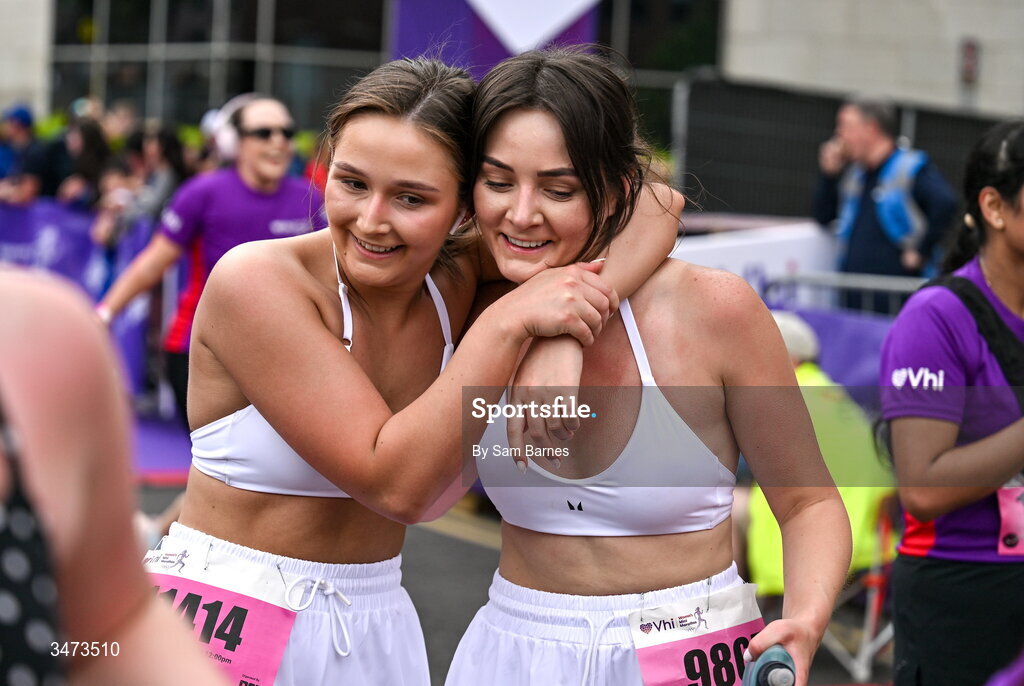 31 May 2026; Participants during the 2026 Vhi Women’s Mini Marathon. Almost 30,000 women from all over the country took to the streets of Dublin to run, walk and jog the 10km route, raising much needed funds for hundreds of charities around the country. www.vhiwomensminimarathon.ie. Photo by Sam Barnes/Sportsfile