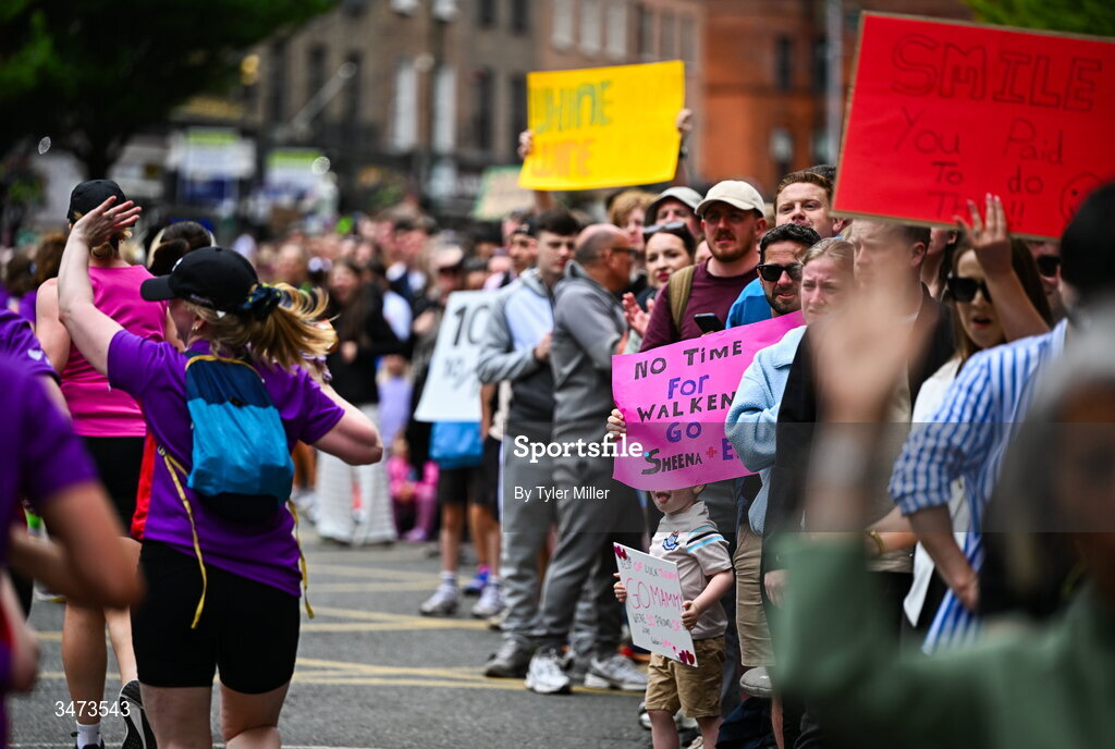 31 May 2026; Supporters encourage the participants during the 2026 Vhi Women’s Mini Marathon. Almost 30,000 women from all over the country took to the streets of Dublin to run, walk and jog the 10km route, raising much needed funds for hundreds of charities around the country. www.vhiwomensminimarathon.ie. Photo by Tyler Miller/Sportsfile