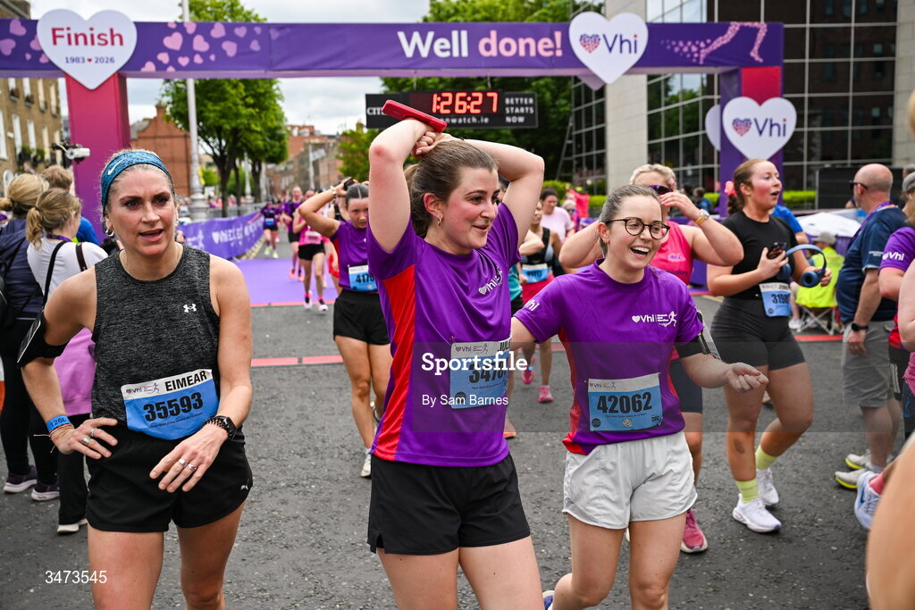 31 May 2026; Participants during the 2026 Vhi Women’s Mini Marathon. Almost 30,000 women from all over the country took to the streets of Dublin to run, walk and jog the 10km route, raising much needed funds for hundreds of charities around the country. www.vhiwomensminimarathon.ie. Photo by Sam Barnes/Sportsfile