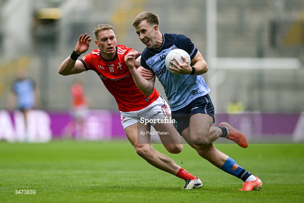 31 May 2026; Seán Bugler of Dublin in action against Ciaran Byrne of Louth during the GAA Football All-Ireland Senior Championship Round 1 match between Dublin and Louth at Croke Park in Dublin. Photo by Paul Phelan/Sportsfile