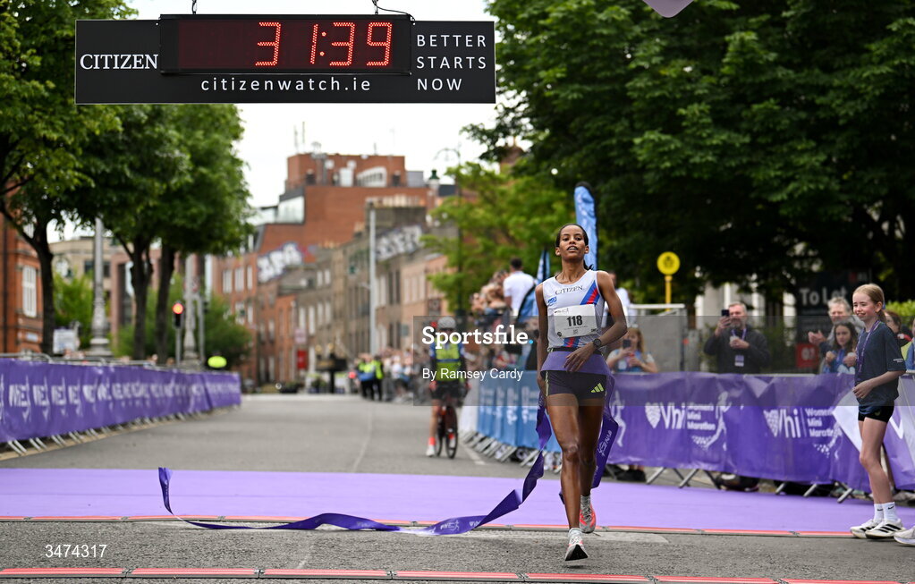 31 May 2026; Chaltu Dida crosses the finish line to win the 2026 Vhi Women’s Mini Marathon. Almost 30,000 women from all over the country took to the streets of Dublin to run, walk and jog the 10km route, raising much needed funds for hundreds of charities around the country. www.vhiwomensminimarathon.ie. Photo by Ramsey Cardy/Sportsfile