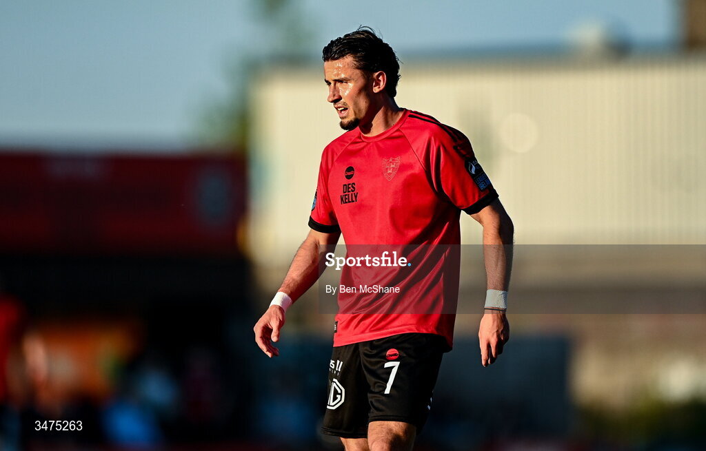 25 May 2026; Connor Parsons of Bohemians during the SSE Airtricity Men’s Premier Division match between Bohemians and Shamrock Rovers at Dalymount Park in Dublin. Photo by Ben McShane/Sportsfile