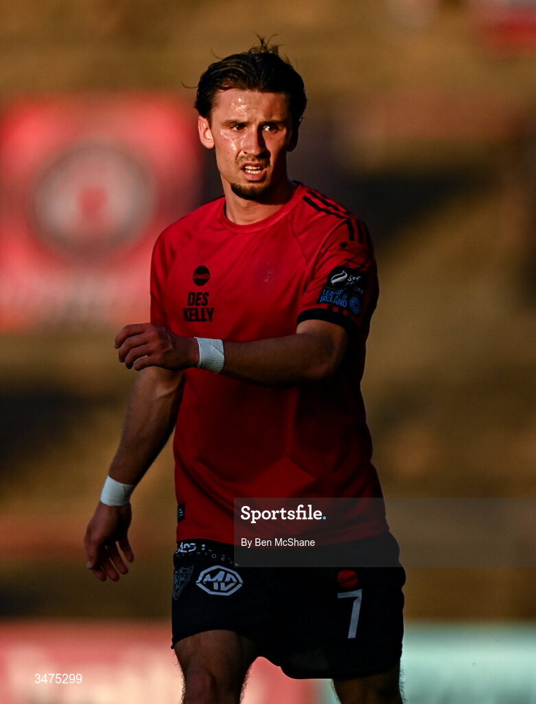 25 May 2026; Connor Parsons of Bohemians during the SSE Airtricity Men’s Premier Division match between Bohemians and Shamrock Rovers at Dalymount Park in Dublin. Photo by Ben McShane/Sportsfile