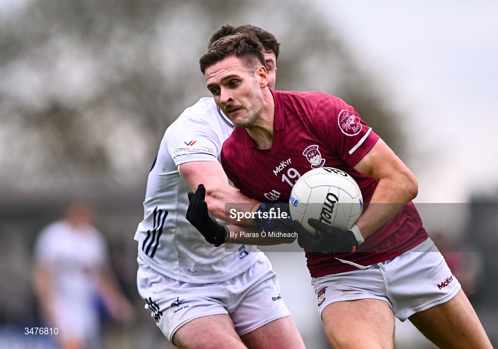 3 May 2026; Robbie Forde of Westmeath in action against Alex Beirne of Kildare during the Leinster GAA Football Senior Championship semi-final match between Kildare and Westmeath at Glenisk O'Connor Park in Tullamore, Offaly. Photo by Piaras Ó Mídheach/Sportsfile