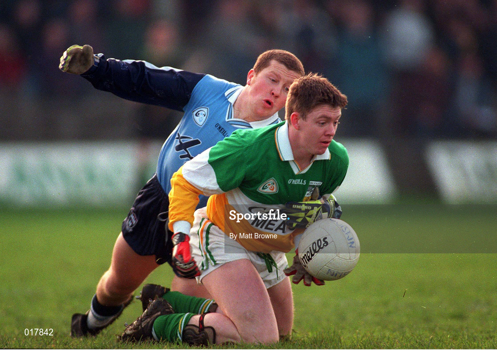 29 November 1998; Cathal Daly of Offaly in action against Brendan O'Brien of Dublin during the Church & General National Football League Division 1A match between Offaly and Dublin at O'Connor Park in Tullamore. Photo by Matt Browne/Sportsfile