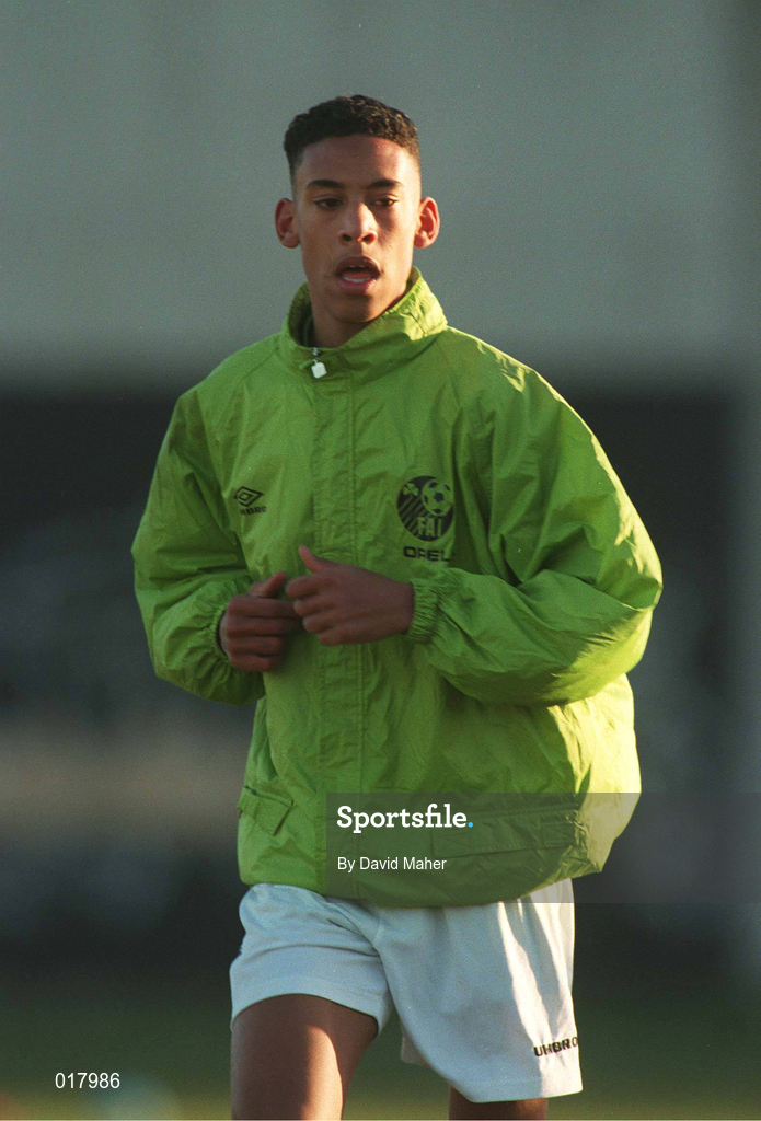 21 January 1999; Dwayne Mattis during a Republic of Ireland U17's training session at St. Fintans School in Sutton, Dublin. Photo by David Maher/Sportsfile