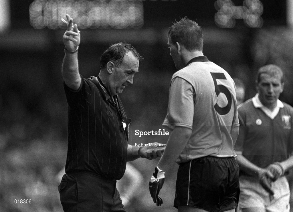 20 August 1989; Referee Mickey Kerins sends off Keith Barr of Dublin during the All-Ireland Senior Football Championship Semi-Final match between Cork and Dublin at Croke Park in Dublin. Photo by Ray McManus/Sportsfile
