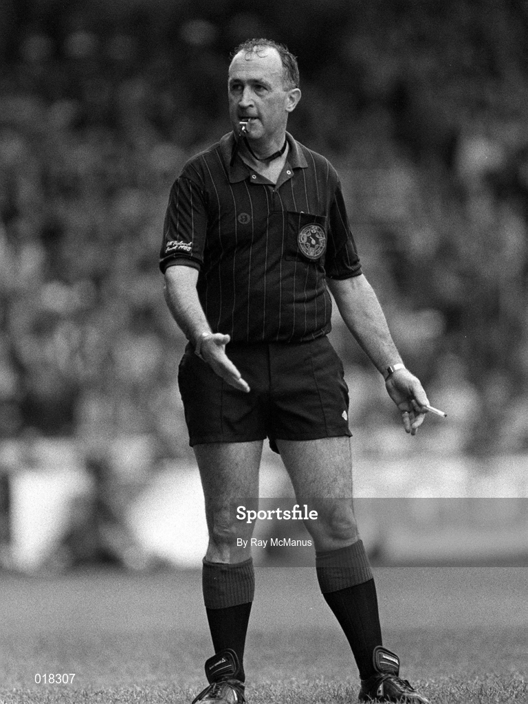 20 August 1989; Referee Mickey Kerins during the All-Ireland Senior Football Championship Semi-Final match between Cork and Dublin at Croke Park in Dublin. Photo by Ray McManus/Sportsfile