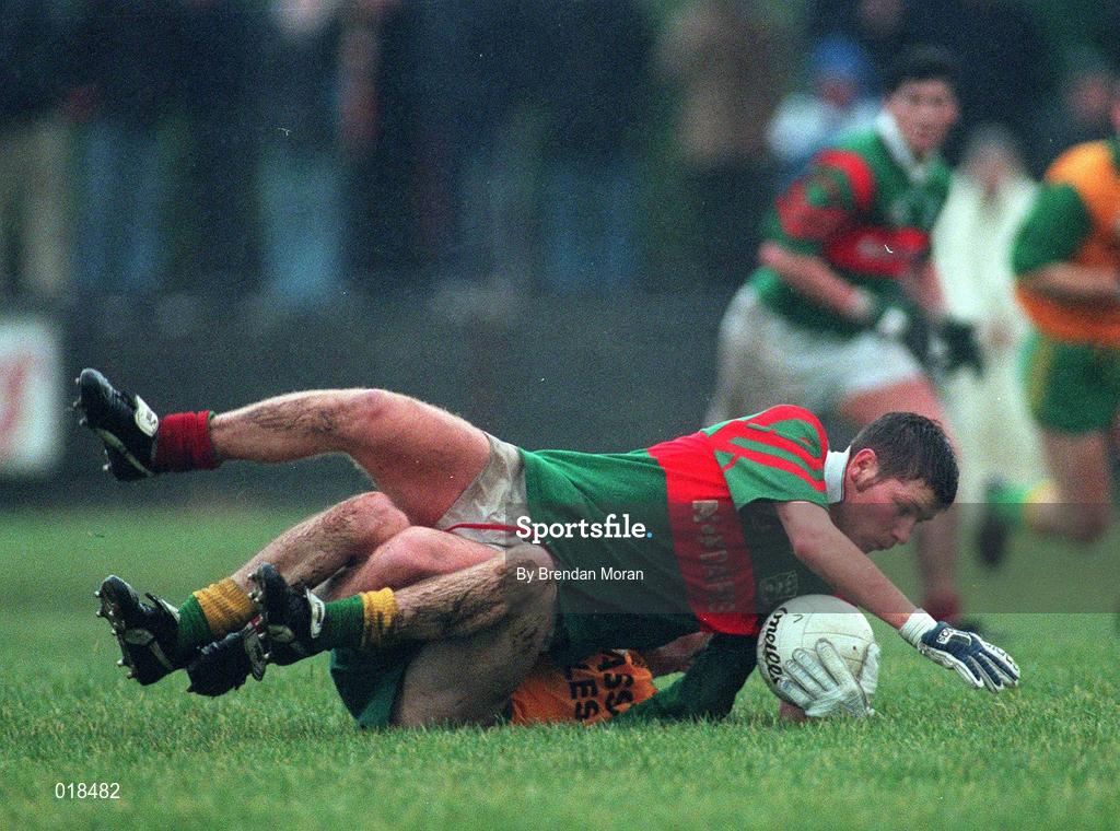 21 November 1998; Sean Moffatt of Ballina Stephenites  is tackled by Brian Silke of Corofin during the AIB Connacht Senior Club Football Championship Quarter-Final match between Ballina Stephenites and Corofin in Ballina in Mayo. Photo by Brendan Moran/Sportsfile