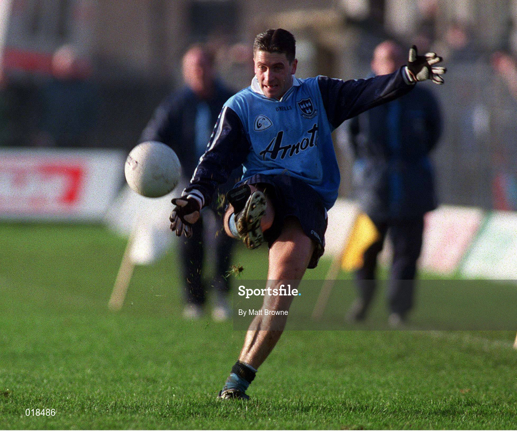 29 November 1999; Senan Connell of Dublin during the Church & General National Football League Division 1A match between Offaly and Dublin at O'Connor Park in Tullamore. Photo by Matt Browne/Sportsfile