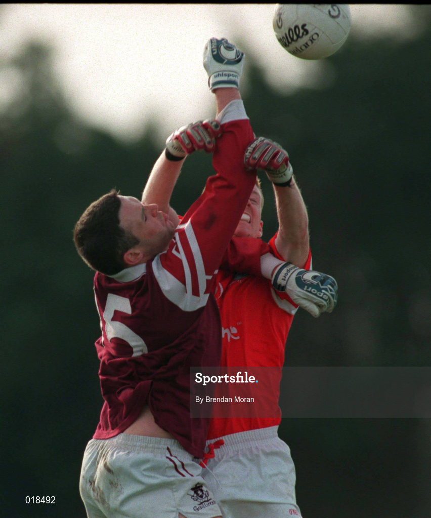 14 February 1999; Donagh Wiseman of Cork in action against Shay Walsh of Galway during the Church & General National Football League Division 1 match between Cork and Galway at Páirc Uí Rinn in Cork. Photo by Brendan Moran/Sportsfile