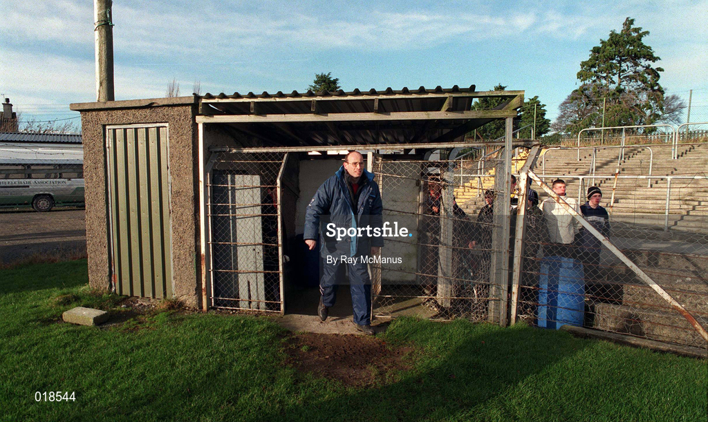 16 January 1999; Dublin manager Tommy Carr walks to the pitch prior to the O'Byrne Cup Quarter-Final match between Carlow and Dublin at Dr Cullen Park in Carlow. Photo by Ray McManus/Sportsfile