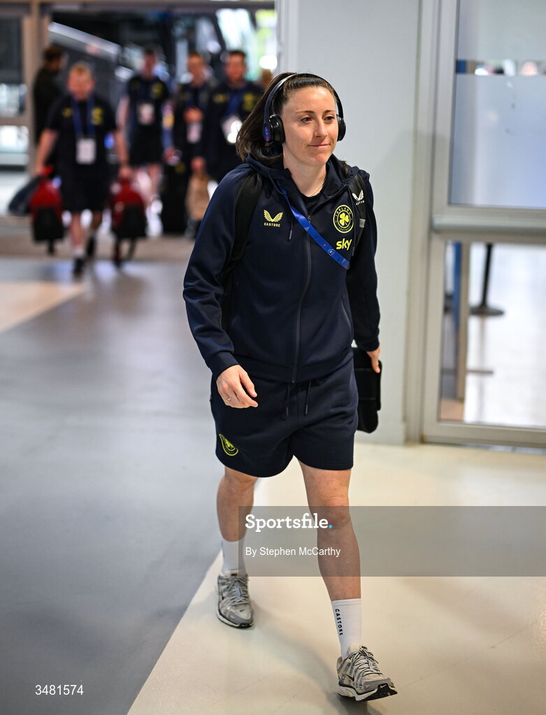 9 June 2026; Lucy Quinn of Republic of Ireland arrives before the 2027 FIFA Women’s World Cup Qualifier match between France and Republic of Ireland at Stade des Alpes in Grenoble, France. Photo by Stephen McCarthy/Sportsfile