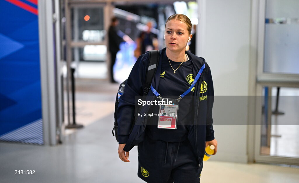 9 June 2026; Ruesha Littlejohn of Republic of Ireland arrives before the 2027 FIFA Women’s World Cup Qualifier match between France and Republic of Ireland at Stade des Alpes in Grenoble, France. Photo by Stephen McCarthy/Sportsfile