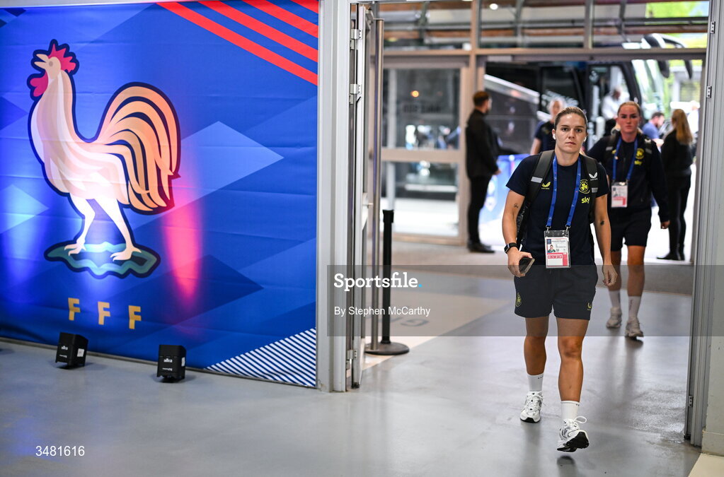 9 June 2026; Jamie Finn of Republic of Ireland arrives before the 2027 FIFA Women’s World Cup Qualifier match between France and Republic of Ireland at Stade des Alpes in Grenoble, France. Photo by Stephen McCarthy/Sportsfile