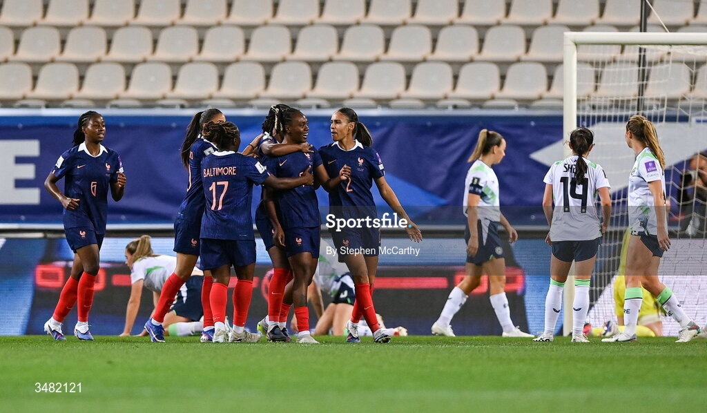 9 June 2026; Melvine Malard of France celebrates with teammates after scoring her side's first goal during the 2027 FIFA Women’s World Cup Qualifier match between France and Republic of Ireland at Stade des Alpes in Grenoble, France. Photo by Stephen McCarthy/Sportsfile