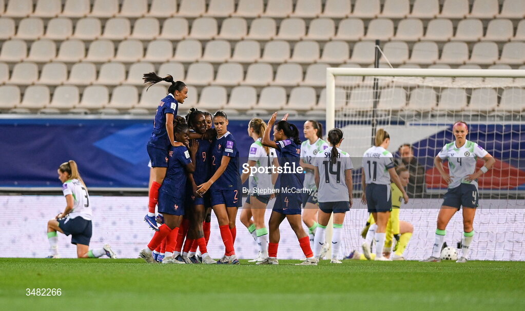 9 June 2026; Melvine Malard of France celebrates with teammates after scoring her side's first goal during the 2027 FIFA Women’s World Cup Qualifier match between France and Republic of Ireland at Stade des Alpes in Grenoble, France. Photo by Stephen McCarthy/Sportsfile