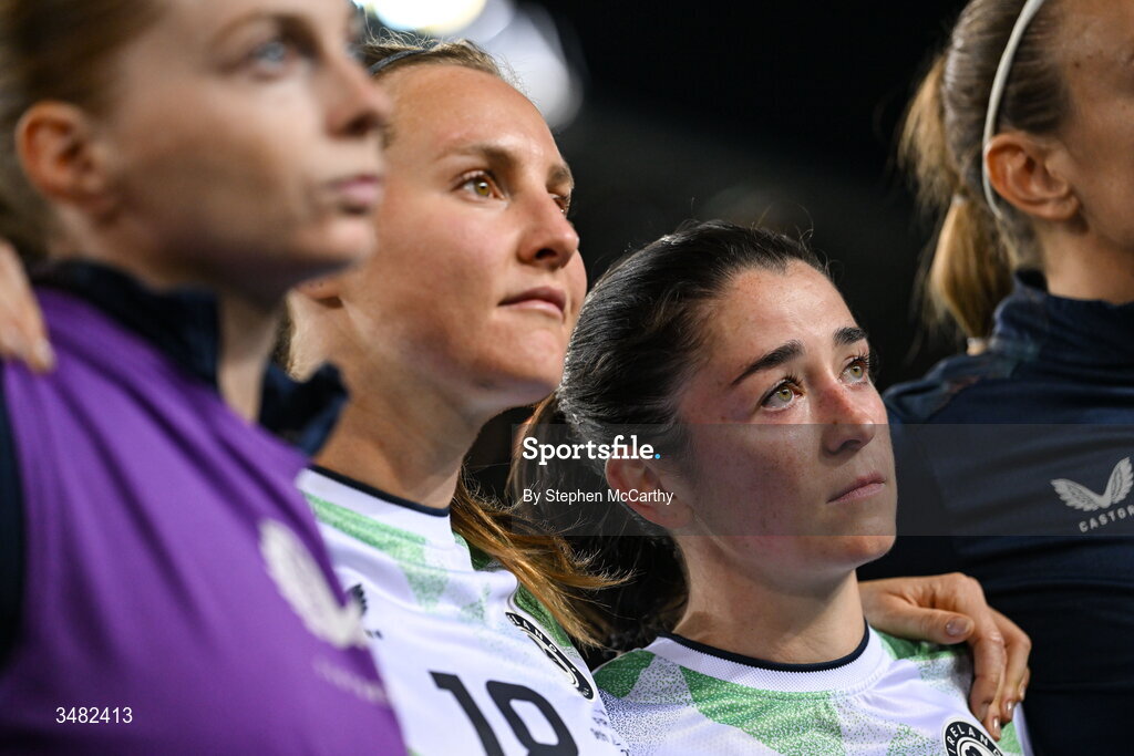 9 June 2026; Marissa Sheva and Kyra Carusa in the team huddle after the 2027 FIFA Women’s World Cup Qualifier match between France and Republic of Ireland at Stade des Alpes in Grenoble, France. Photo by Stephen McCarthy/Sportsfile