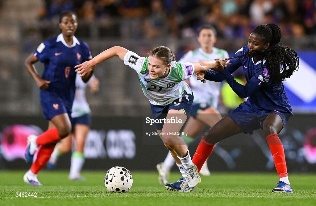 9 June 2026; Emily Murphy of Republic of Ireland is tackled by Thiniba Samoura of France during the 2027 FIFA Women’s World Cup Qualifier match between France and Republic of Ireland at Stade des Alpes in Grenoble, France. Photo by Stephen McCarthy/Sportsfile