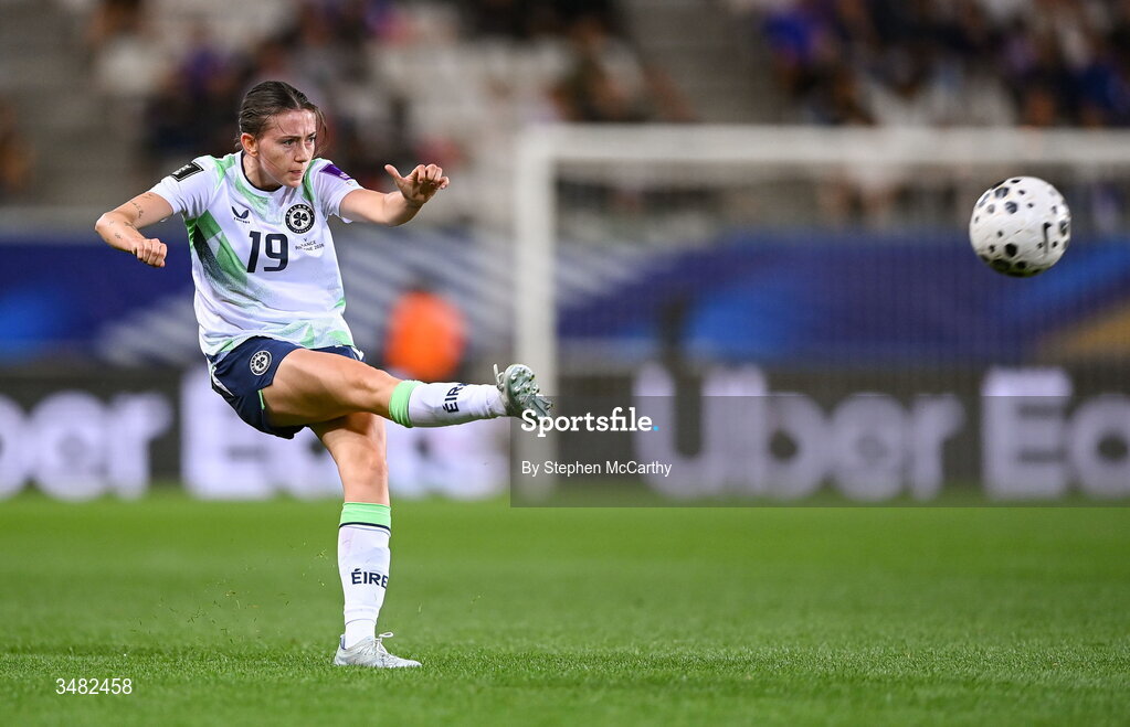 9 June 2026; Abbie Larkin of Republic of Ireland during the 2027 FIFA Women’s World Cup Qualifier match between France and Republic of Ireland at Stade des Alpes in Grenoble, France. Photo by Stephen McCarthy/Sportsfile