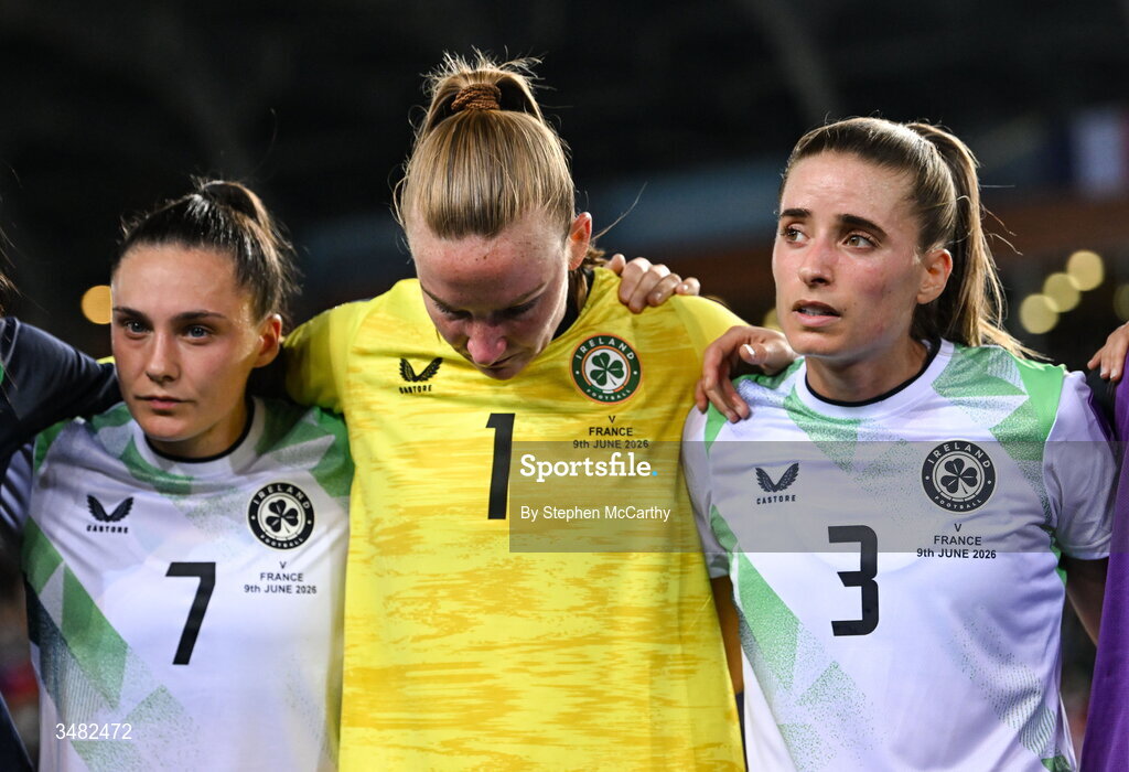 9 June 2026; Jess Ziu, Courtney Brosnan and Chloe Mustaki of Republic of Ireland in the team huddle after the 2027 FIFA Women’s World Cup Qualifier match between France and Republic of Ireland at Stade des Alpes in Grenoble, France. Photo by Stephen McCarthy/Sportsfile